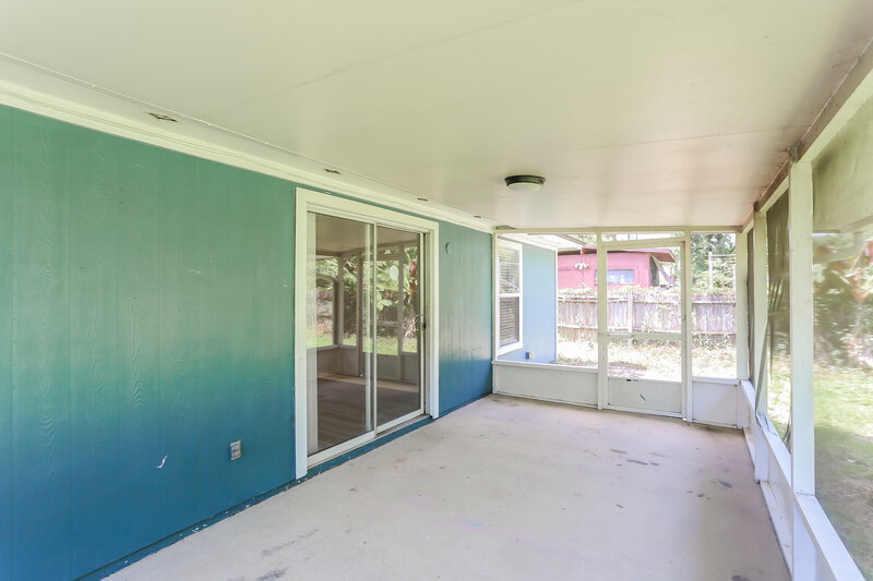 2,190/Mo, 2231 Luana Dr E Jacksonville, FL 32246 Sunroom View