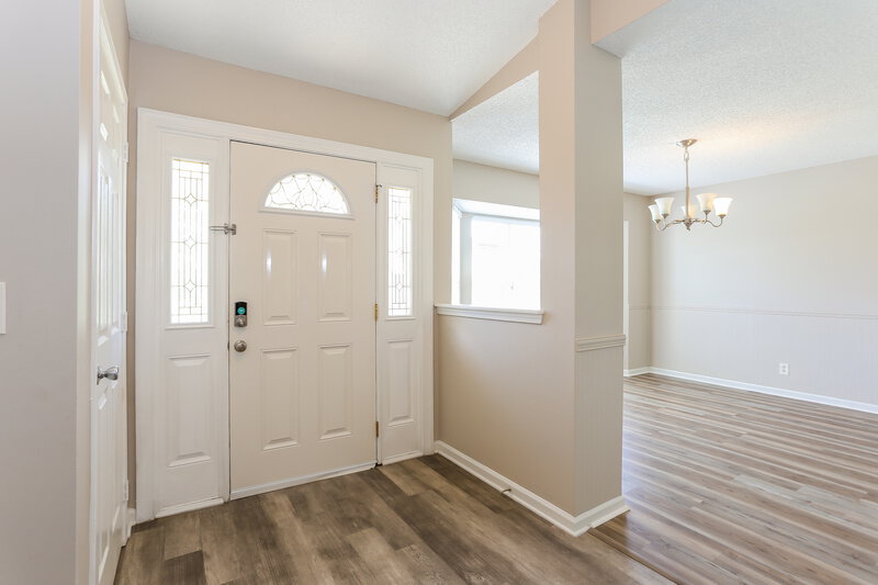 2,190/Mo, 2231 Luana Dr E Jacksonville, FL 32246 Hallway View