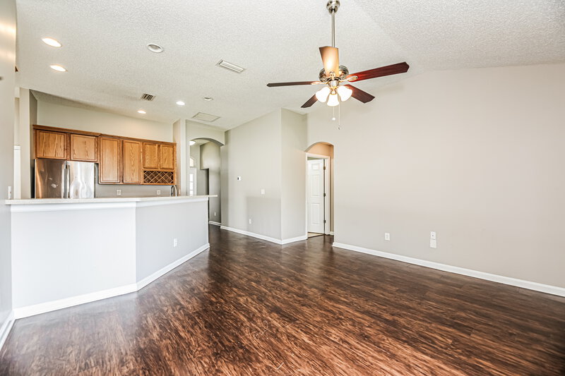 1,770/Mo, 2391 Creekfront Dr Green Cove Springs, FL 32043 Living Room View 2