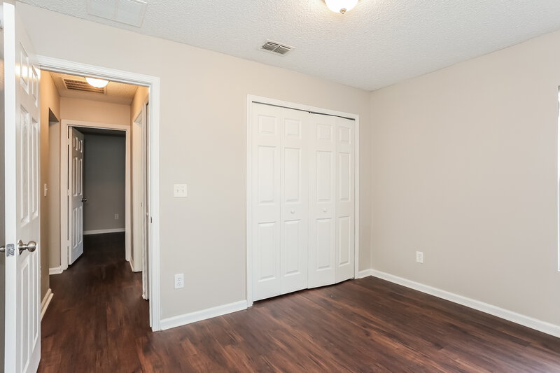 2,015/Mo, 8628 Springtree Rd Jacksonville, FL 32210 Bedroom View 2