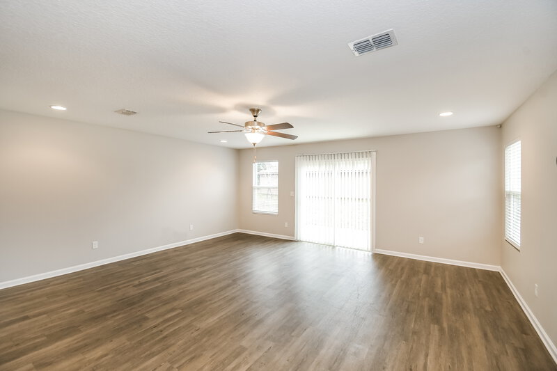 1,845/Mo, 5325 Lacy Jane Way Jacksonville, FL 32244 Living Room View