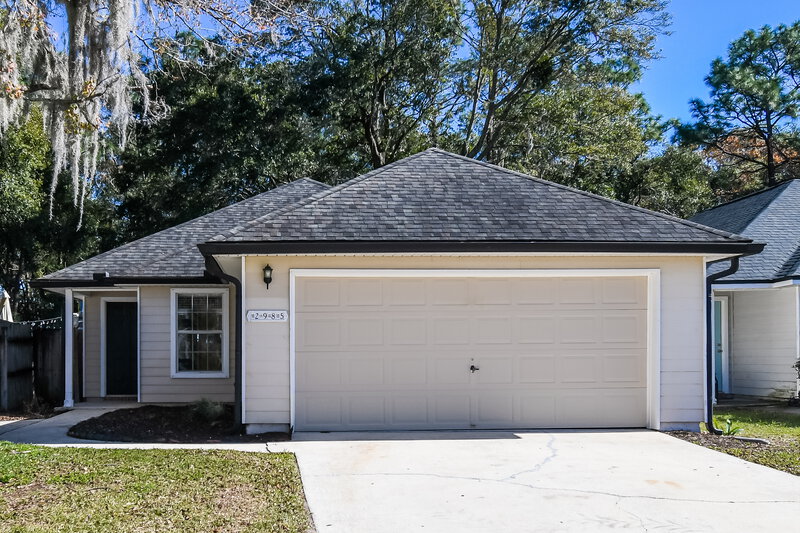 1,980/Mo, 2985 Mikris Dr E Jacksonville, FL 32225 External View