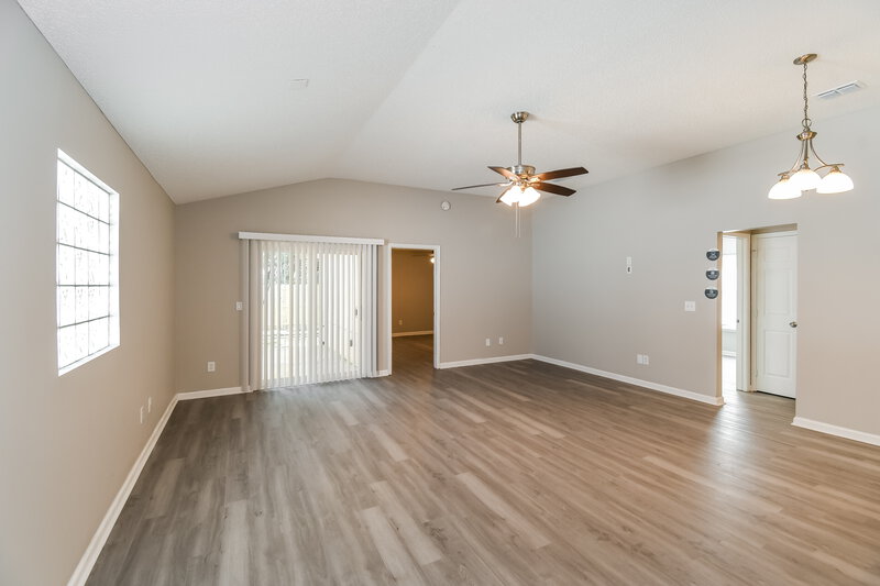 1,980/Mo, 2985 Mikris Dr E Jacksonville, FL 32225 Living Room View