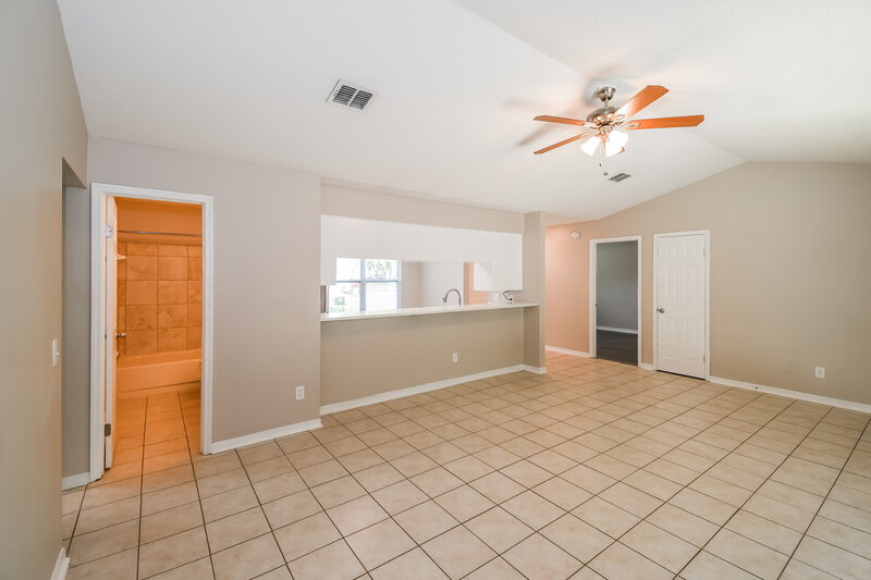 1,785/Mo, 2441 Zagato Ct Middleburg, FL 32068 Living Room View 3