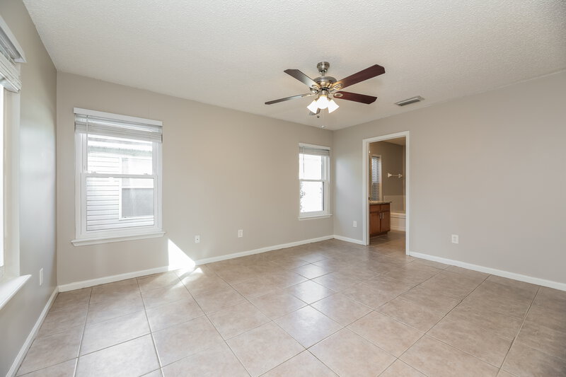 2,155/Mo, 14444 Woodfield Cir N Jacksonville, FL 32258 Main Bathroom View