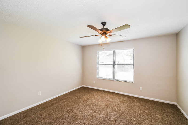 1,530/Mo, 1545 Kingfisher Blvd Orange Park, FL 32065 Main Bedroom View
