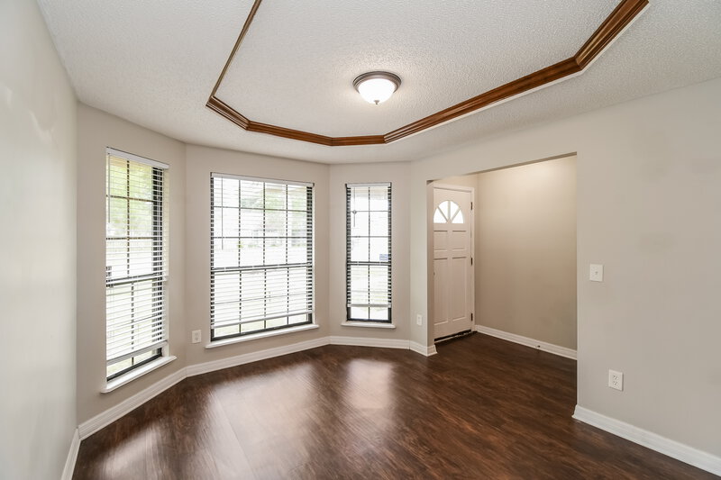 1,955/Mo, 8468 Hamden Rd Jacksonville, FL 32244 Dining Room View