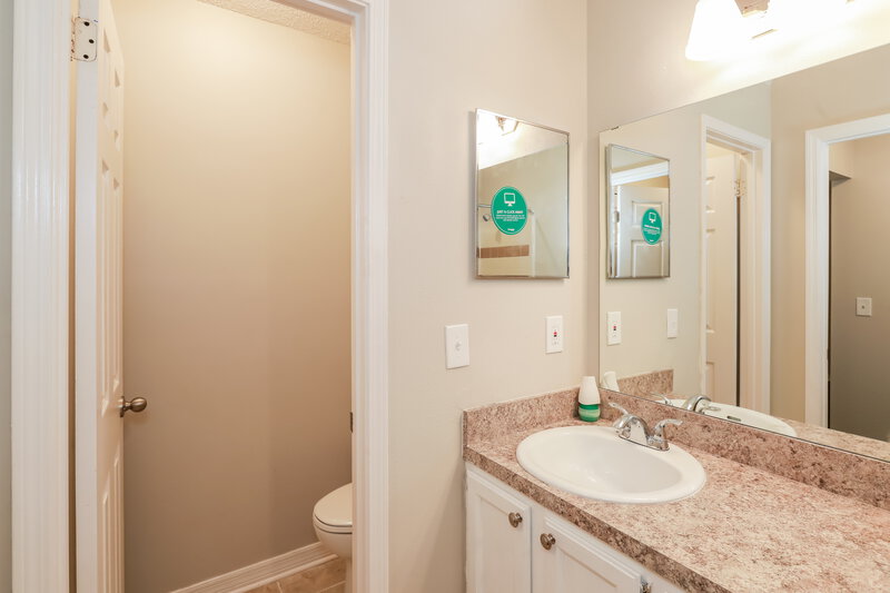 2,690/Mo, 8468 Hamden Rd Jacksonville, FL 32244 Master Bathroom View 2
