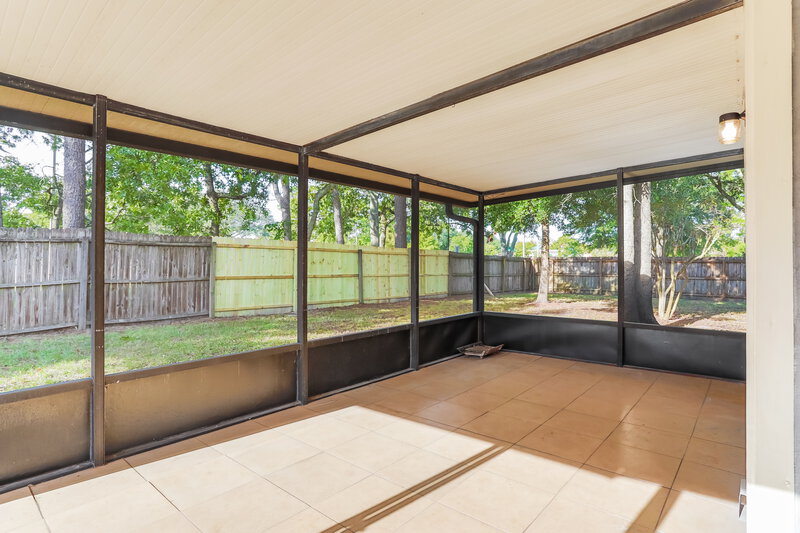 2,690/Mo, 8468 Hamden Rd Jacksonville, FL 32244 Florida Room View