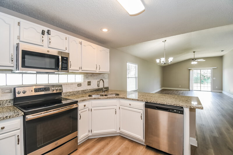 2,090/Mo, 8785 Chambore Dr Jacksonville, FL 32256 Kitchen View 2