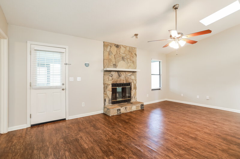 1,610/Mo, 2224 Minorcan St. Middleburg, FL 32068 Living Room View