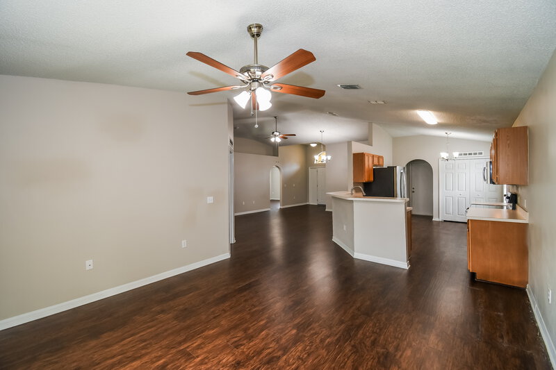 1,860/Mo, 7428 Prosperity Park Rd N Jacksonville, FL 32244 Dining Room View 2