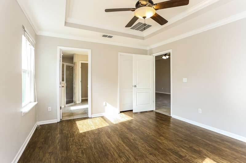 2,130/Mo, 2643 Salt Lake Dr Jacksonville, FL 32211 Main Bedroom View 2