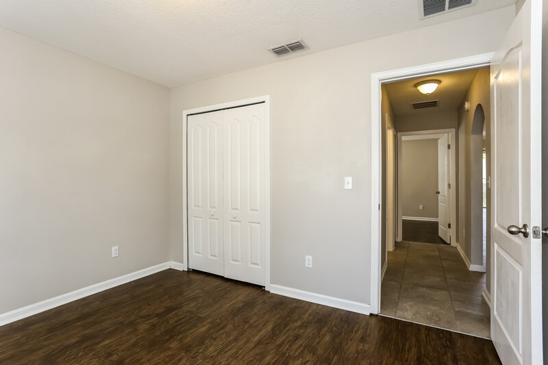 2,130/Mo, 2643 Salt Lake Dr Jacksonville, FL 32211 Bedroom View