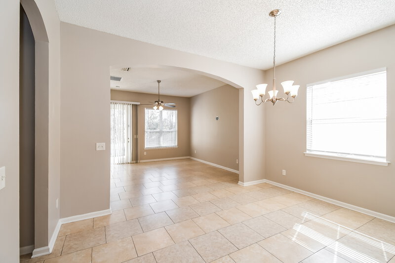 1,745/Mo, 10447 Centerwood Ct Jacksonville, FL 32218 Dining Room View