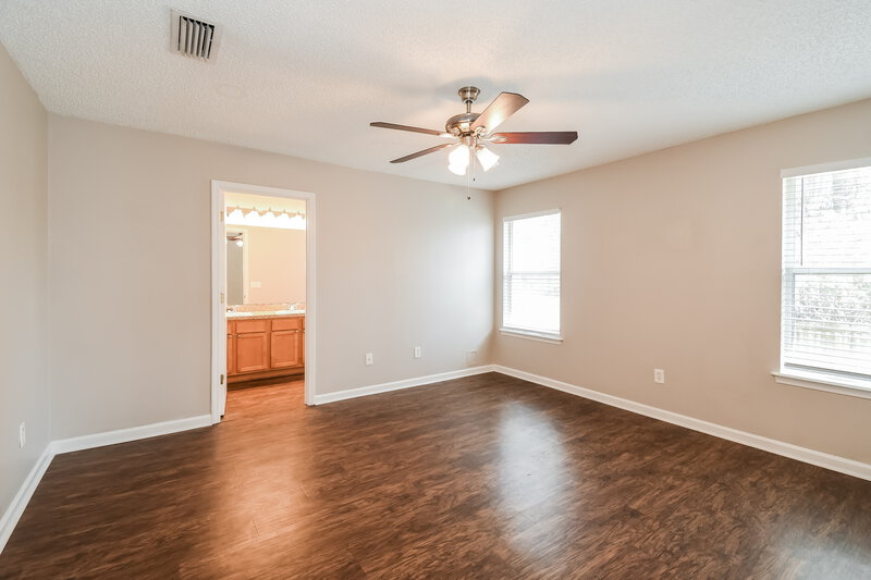1,745/Mo, 10447 Centerwood Ct Jacksonville, FL 32218 Main Bedroom View