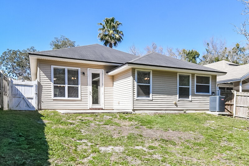 1,745/Mo, 10447 Centerwood Ct Jacksonville, FL 32218 Rear View 2