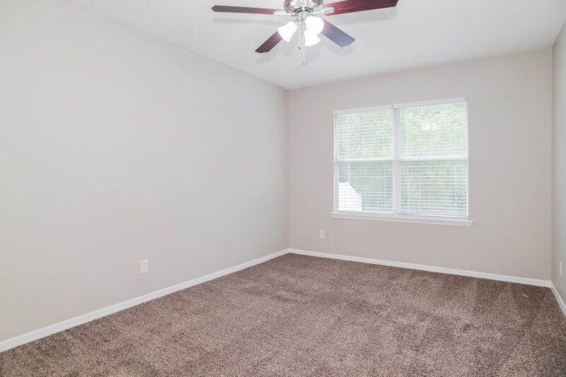 2,070/Mo, 2711 Spoonbill Trl Orange Park, FL 32073 Main Bedroom View