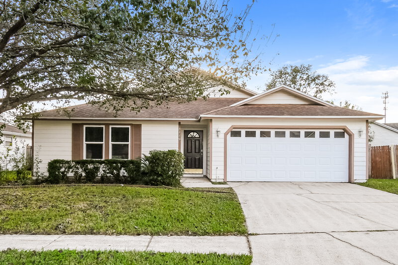 1,700/Mo, 8468 Rockridge Dr Jacksonville, FL 32244 External View