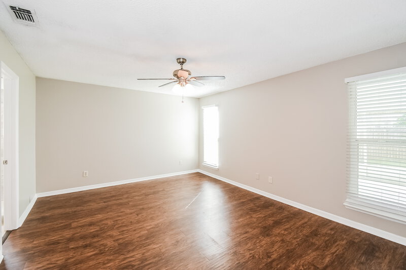 1,700/Mo, 8468 Rockridge Dr Jacksonville, FL 32244 Main Bedroom View