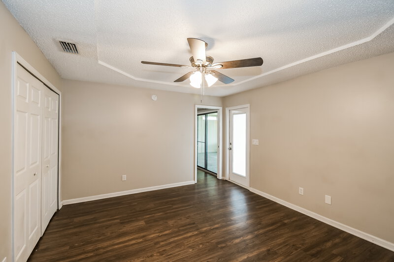 1,900/Mo, 3746 August Crossing Ct Jacksonville, FL 32210 Main Bedroom View