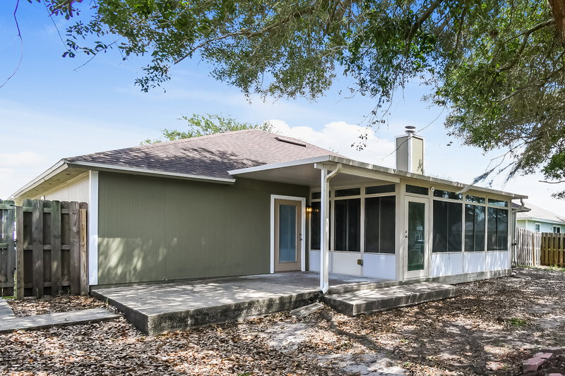1,900/Mo, 3746 August Crossing Ct Jacksonville, FL 32210 Rear View 2