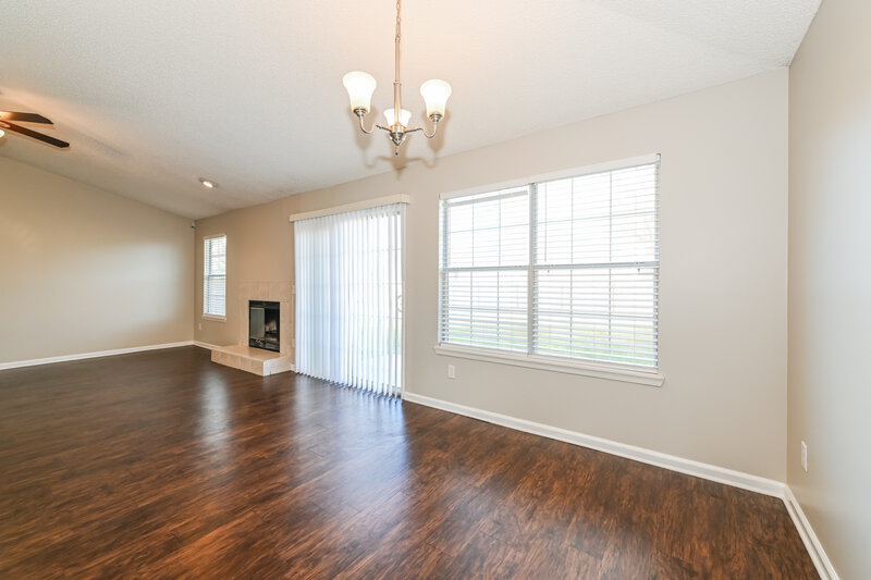 2,170/Mo, 11181 Coldfield Dr Jacksonville, FL 32246 Dining Room View