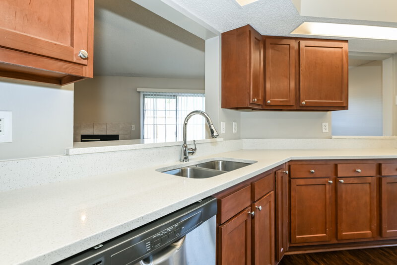 2,170/Mo, 11181 Coldfield Dr Jacksonville, FL 32246 Kitchen View