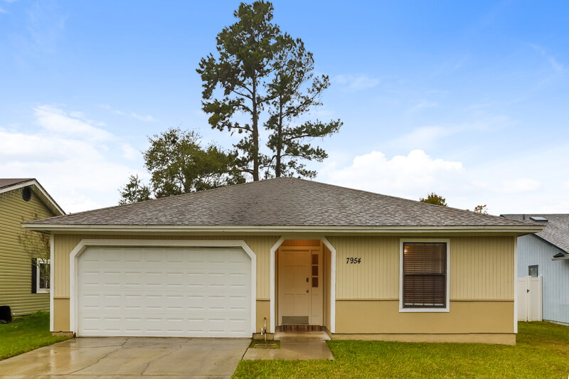 1,670/Mo, 7954 Lavender Ln Jacksonville, FL 32244 External View