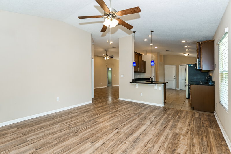 2,225/Mo, 15847 Rachel Creek Dr Jacksonville, FL 32218 Living Room View 2