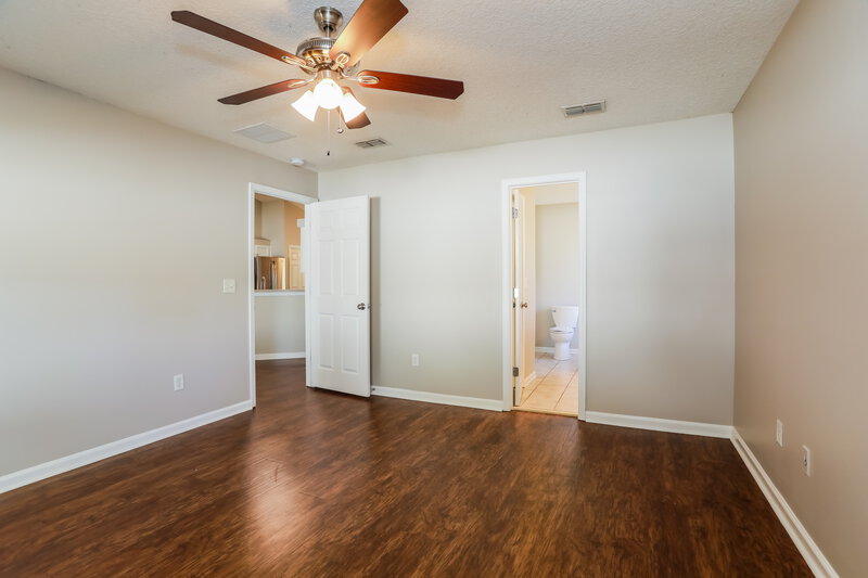 1,750/Mo, 1563 Bay Harbor Dr Fleming Island, FL 32003 Main Bedroom View 2