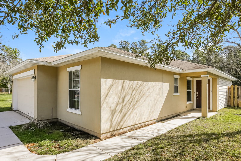 1,815/Mo, 11751 Pleasant Creek Dr Jacksonville, FL 32218 Front View