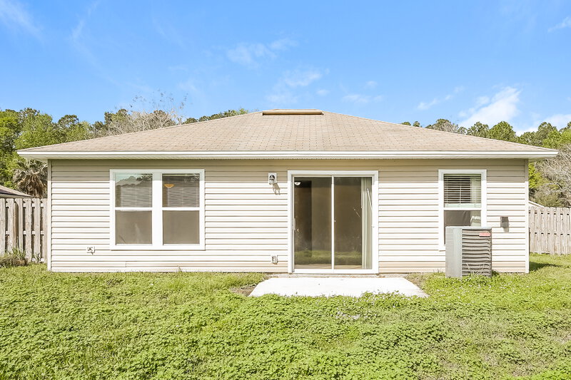 1,815/Mo, 11751 Pleasant Creek Dr Jacksonville, FL 32218 Rear View