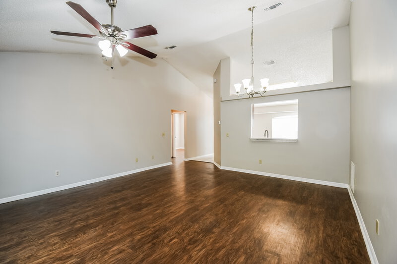 1,750/Mo, 8173 Pilgrims Trace Dr N Jacksonville, FL 32244 Living Room View 2