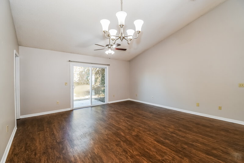 1,750/Mo, 8173 Pilgrims Trace Dr N Jacksonville, FL 32244 Dining Room View