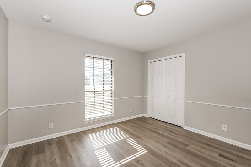 1,740/Mo, 5551 Edenfield Rd Jacksonville, FL 32277 Bedroom View 2