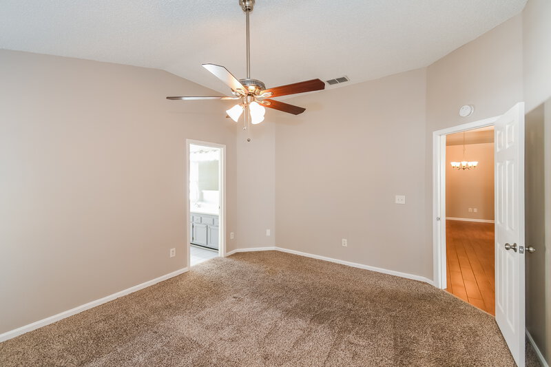 2,005/Mo, 1810 Dartmouth Dr Middleburg, FL 32068 Main Bedroom View 2