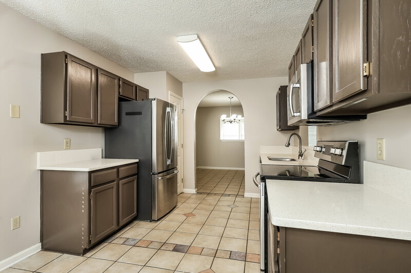 2,035/Mo, 2977 Tuscarora Trl Middleburg, FL 32068 Kitchen View 2