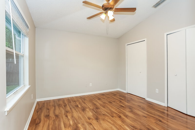 1,835/Mo, 8736 Townsquare Dr Jacksonville, FL 32216 Main Bedroom View 2