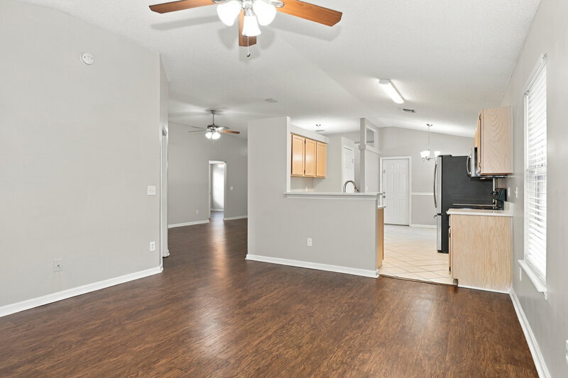 2,270/Mo, 1433 Starboard Ct Fleming Island, FL 32003 Family Room View