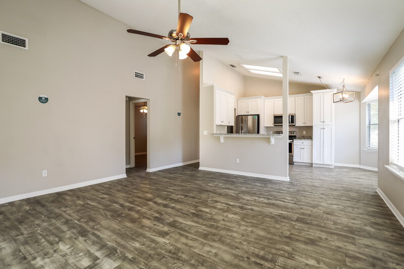 1,705/Mo, 8507 Long Meadow Ct Jacksonville, FL 32244 Living Room View 3