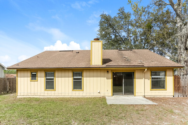1,785/Mo, 8134 Cumberland Gap Trl N Jacksonville, FL 32244 Rear View