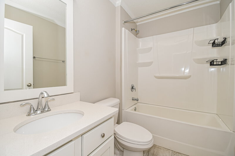 2,550/Mo, 2231 Pebble Point Dr Green Cove Springs, FL 32043 Bathroom View