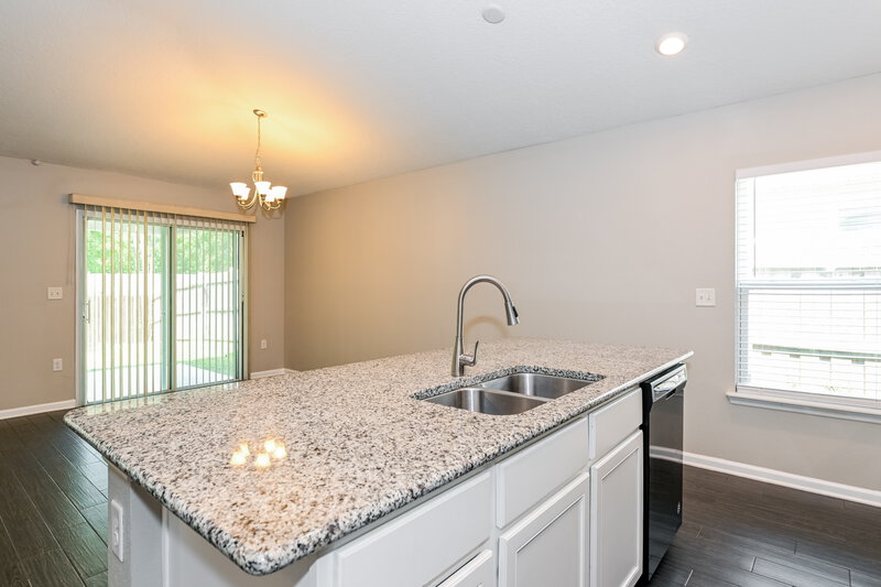 1,755/Mo, 3020 Angora Bay Dr Middleburg, FL 32068 Kitchen View