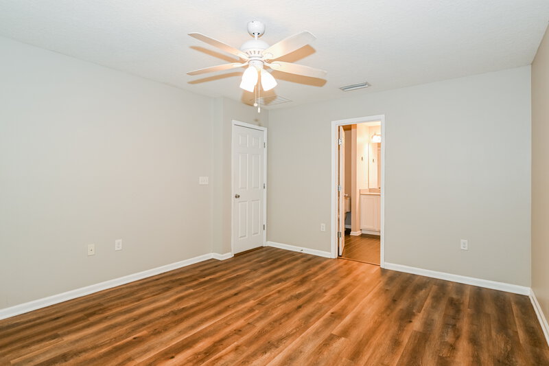 1,755/Mo, 3020 Angora Bay Dr Middleburg, FL 32068 Main Bedroom View