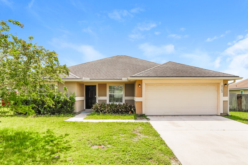 2,020/Mo, 3163 Pine Haven Dr Middleburg, FL 32068 External View