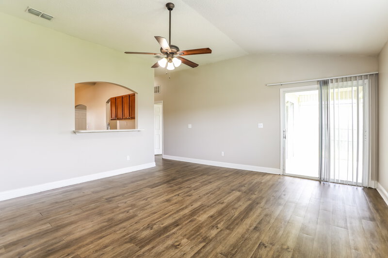 2,020/Mo, 3163 Pine Haven Dr Middleburg, FL 32068 Living Room View 3