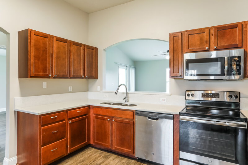2,020/Mo, 3163 Pine Haven Dr Middleburg, FL 32068 Kitchen View 2