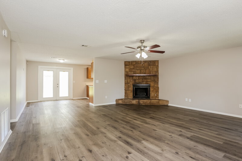 2,480/Mo, 1504 Pawnee St Orange Park, FL 32065 Living Room View 2