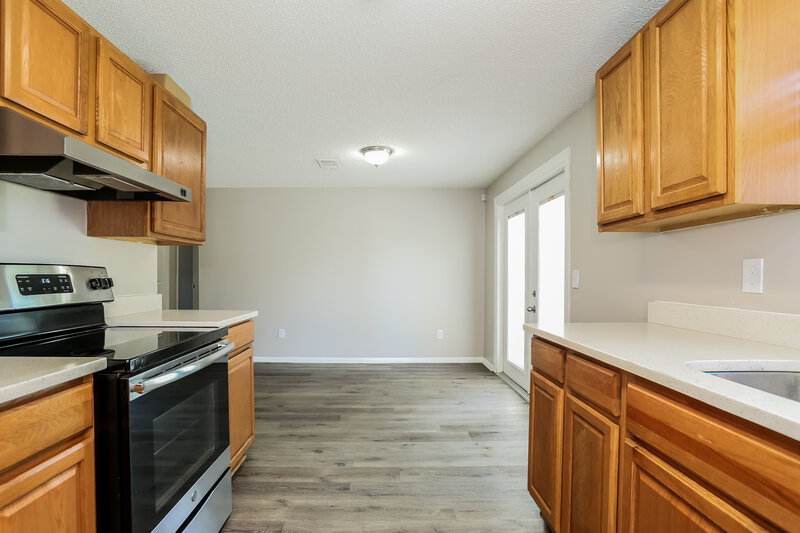 2,480/Mo, 1504 Pawnee St Orange Park, FL 32065 Kitchen View 2
